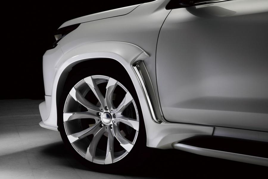 Колеса Lexus LX570 Sports Line by Wald (URJ200) 2016 года  (фото 3 из 23)